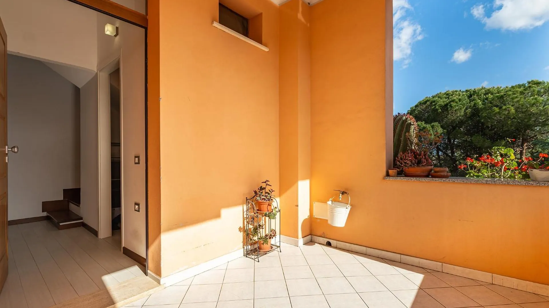 Iris Apartment Oristano 0*,